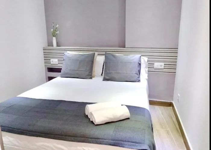 Apartamento Renovado Con 2 Habitaciones En El Corazon De Barcelona - Es-341-3